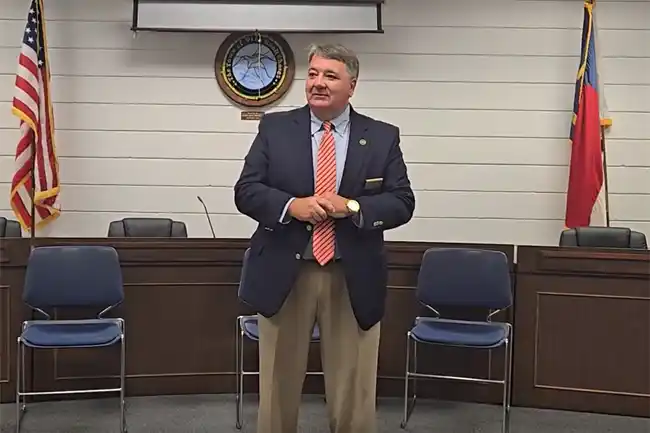 Steve Odom of Munden Funeral Home